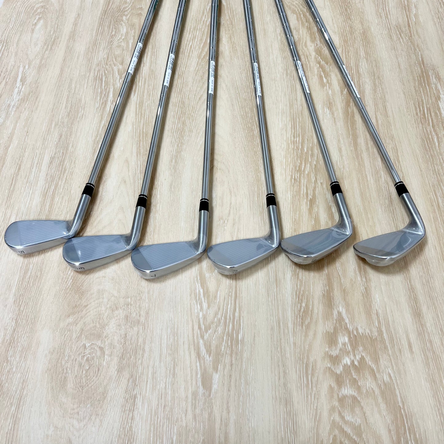 全新 Honma TW757P 鐵桿6支（#5-9, P）
